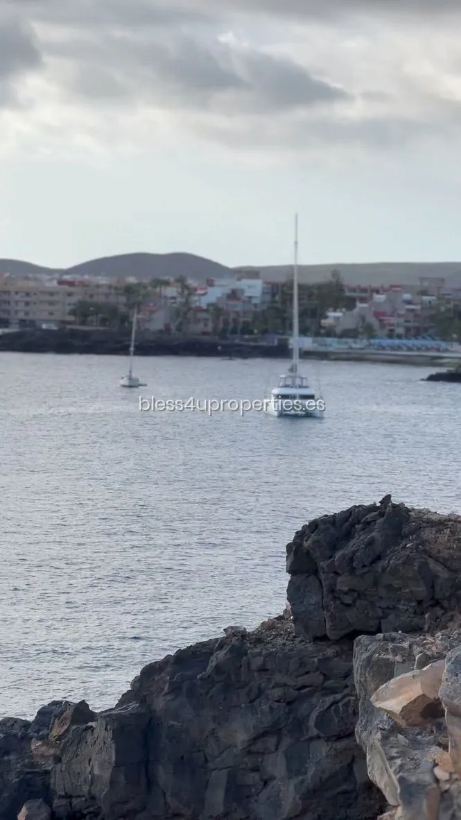 Luxe zeezicht appartement in Costa del Silencio, Las Galletas, beeld 11