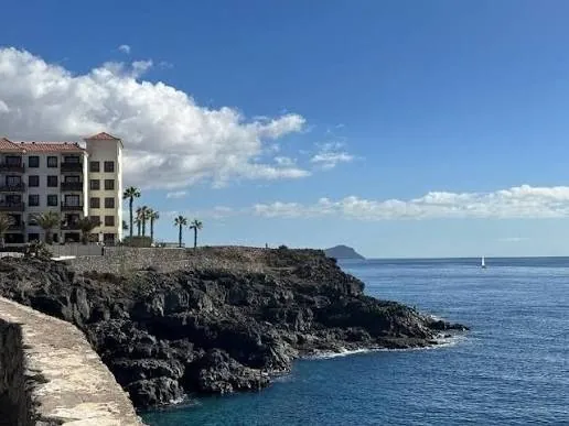 Gerenoveerd appartement in Balcon del Mar in Costa del Silencio, beeld 12